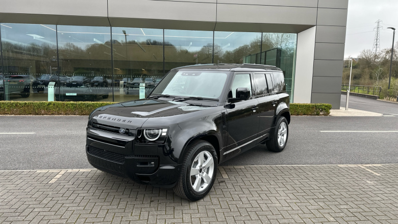 Land Rover Defender 3.0 D350 X-Dynamic SE 110 5dr Auto Diesel Estate